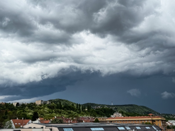 Hatalmas fordulat jön az időjárásban, óráról órára változhat a helyzet