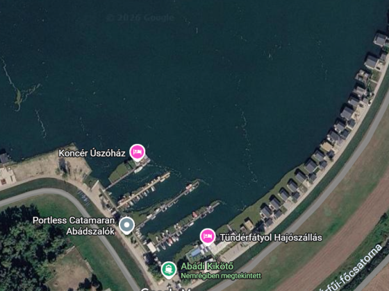 Kikötőkből és turisztikai beruházásokból nincs hiány a Tisza-tónál, de a természetnek egyre kisebb tér jut