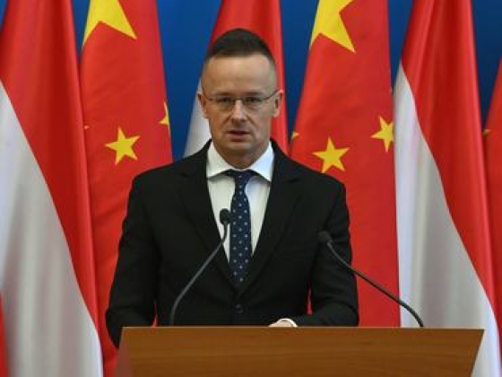 Szűkszavúan reagált Szijjártó Péter a feljelentésére, mert nem ér rá, nagyon fontos tárgyalásokat bonyolít le