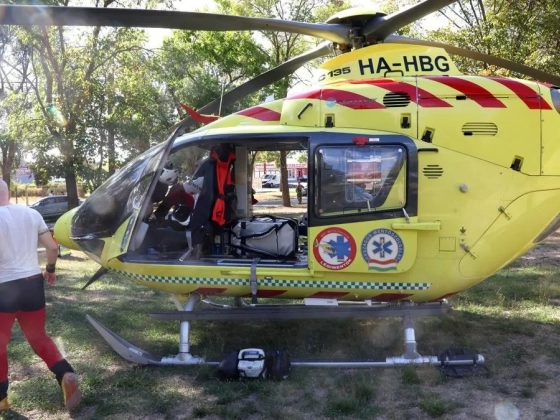 Mentőhelikopter is érkezett a Városligetbe, de nem tudták megmenteni a kisgyermeket