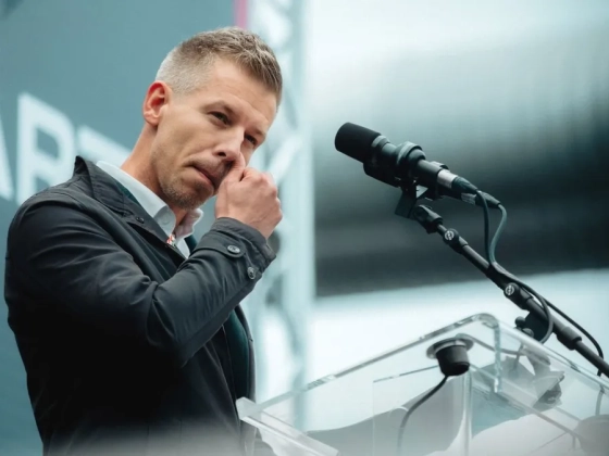 Jellinek Dániel előállítása után Magyar Péter ingatlanügye is előkerült