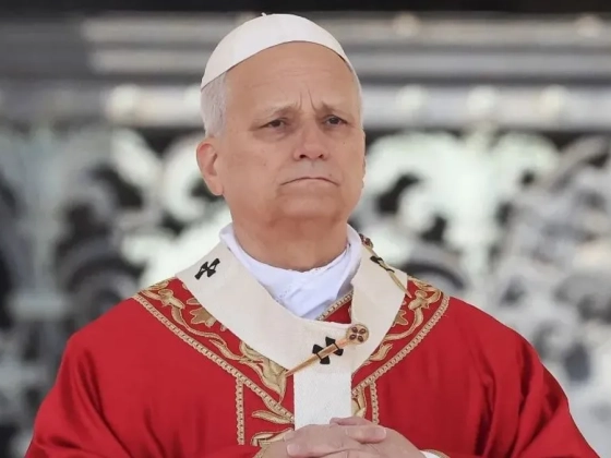 Magyar Péter a hónap végén Vatikánba megy, magánaudiencián fogadja a pápa