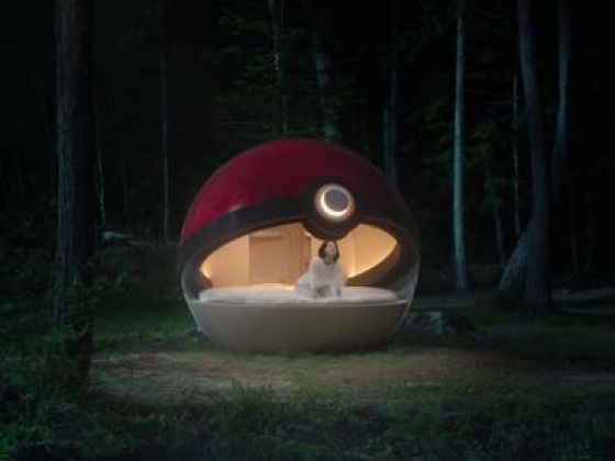 Pokélabda alakú kapszulahotel nyílt Japánban, de csak szűk kör próbálhatja ki