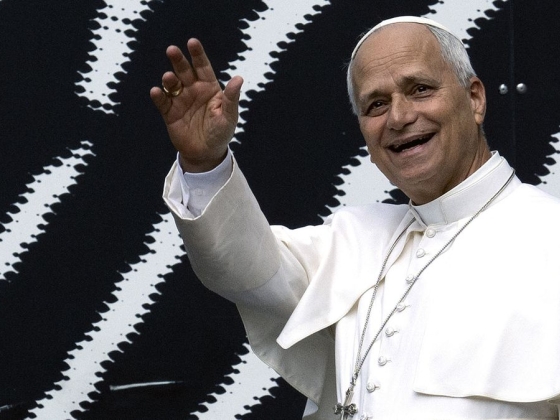 Ezekben a percekben jelentette be Magyar Péter: Vatikánba látogat, fogadja őt XIV. Leó pápa és Pietro Parolin bíboros