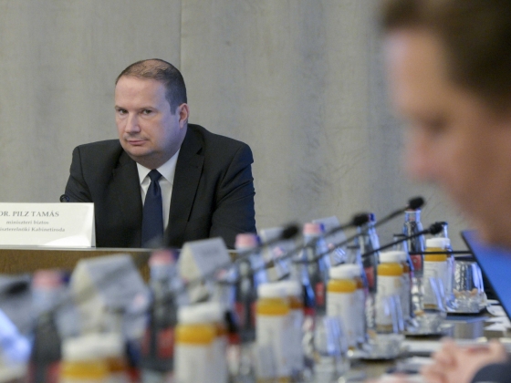 Gyanúsítottként hallgatták ki a volt magyar államtitkárt a százezreket érintő adatszivárgási botrányban