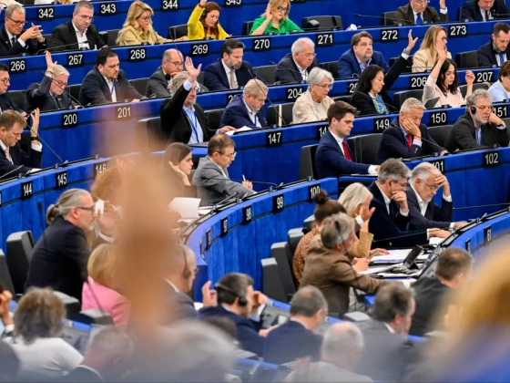 Az előző magyar kormány EU elleni kémkedését is felemlegette a demokrácia védelméről szóló EP-jelentés