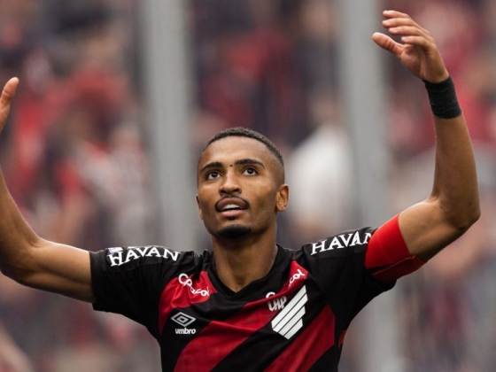 Egri Viktor: hogyan bizonyította egy futballista a relativitáselméletet?