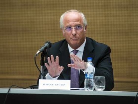 Surányi György: Nem reális a 2030-as euró, brutális megszorítás kellene hozzá
