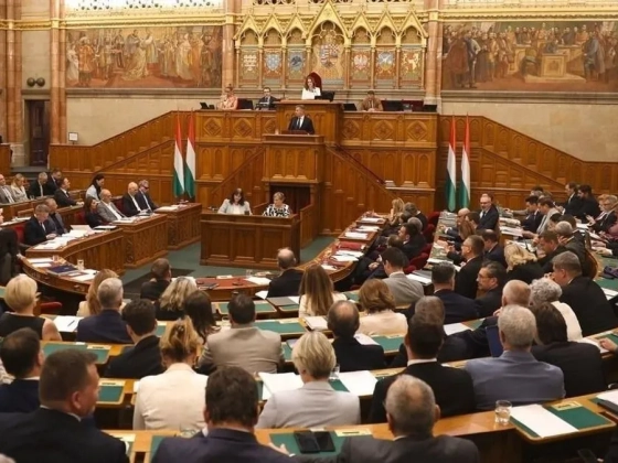 Az Országgyűlés tiszás többsége megválasztotta az új alkotmánybírókat