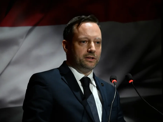 Fél év alatt közel nyolcmillióért ad tanácsot a KDNP-nek az üldözött keresztények megsegítéséért felelős volt államtitkár