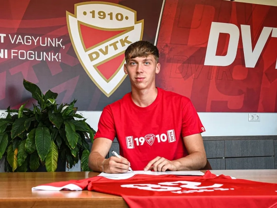 A DVTK meg akarta tartani fiatal védőjét, ő örömmel hosszabbított szerződést