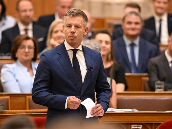 Rendkívüli bejelentést tett Magyar Péter: előállította az ügyészség Magyarország egyik leggazdagabb emberét, a Magyar Nemzeti Vagyonkezelő volt vezérét is elvitték – „Folytatjuk, köszönöm szépen!”