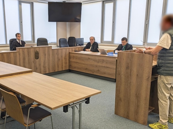 A Venyige utcai „halálsorról” beszélt, szóváltásba keveredett a bíróval, végül nem tett vallomást a 25 milliárdos korrupciós óriásper fővádlottja