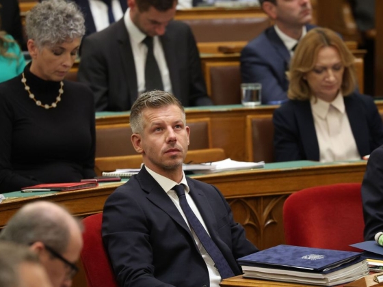 Magyar Péter börtönnel fenyegeti Orbán Viktort olyanért, amit ő maga tucatszor is elkövetett