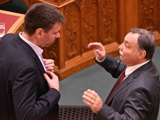 Ez most Vitézy Dávidot is meglephette: baráti helyről kapott súlyos figyelmeztetést, hogy gondolja át, mire készül a budai várban – „Végzetes hiba”