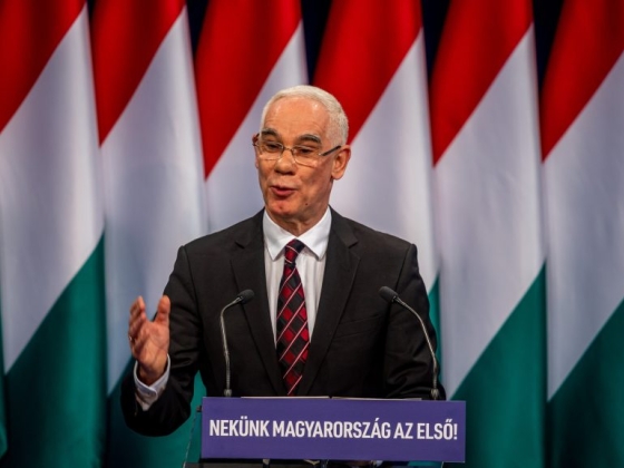 Balog Zoltán nem tudott a gyanús esetekről, amikor Vásárhelyit kitüntetésre javasolta