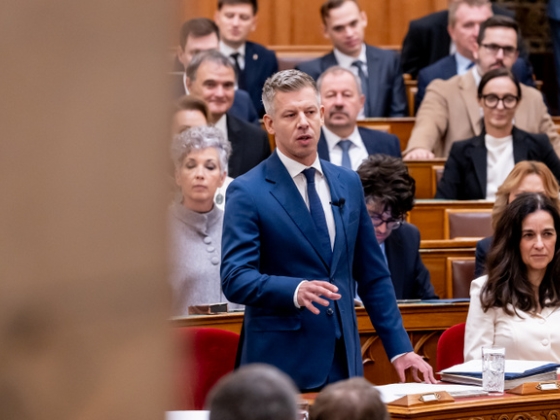 Magyar Péter: Már érthető, hogy miért lobbizott a dohányboltok érdekében Németh Balázs