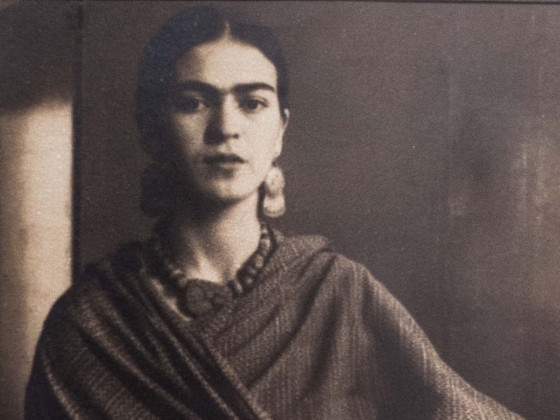 Frida Kahlo nem csak festett: szenvedélyes levelekben vallott szerelemről, vágyról és fájdalomról
