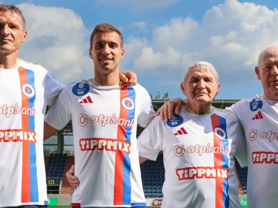 Bemutatta a Vasas a csapat új idegenbeli mezét
