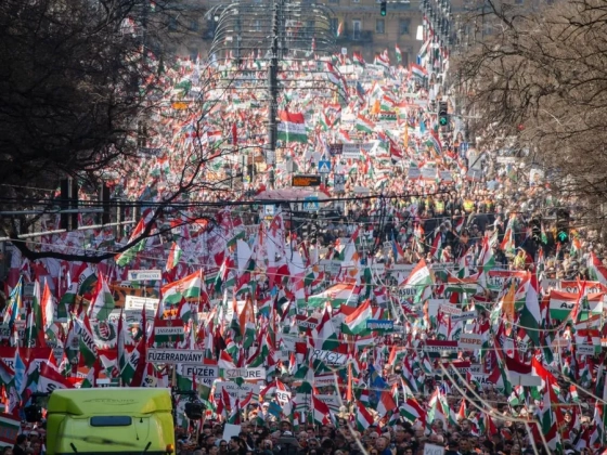 Mozgósít a jobboldal, vasárnapra tüntetést, október 23-ra pedig békemenetet szerveznek