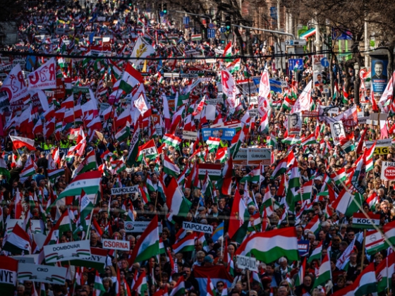 Itt az újabb Békemenet időpontja, Bayer Zsolt utcára hívja a fideszes tábort