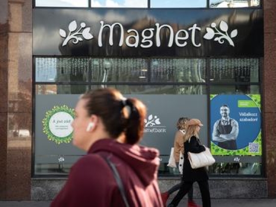 Négyszer is leáll ez az országos magyar bank: mutatjuk, mikor nem működnek a kártyák