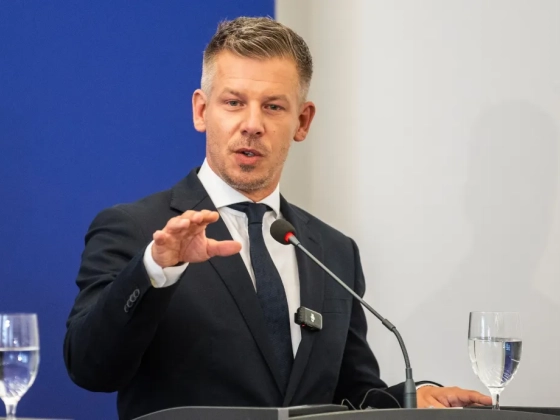 A kormány eltörli az ötezer forintos kötelező kamarai hozzájárulást a cégeknek