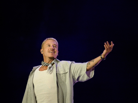 Palesztinpárti kiállás miatt robbant ki konfliktus Ed Sheeran amerikai turnéján: törölték az előzenekar Macklemore-t, mire az összes többi is visszalépett