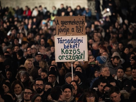 Adatokat vár a fővárostól a kegyelmi botrány felelőseit kereső vizsgálóbizottság