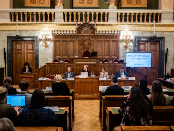 A vizsgálóbizottság elnöke váratlanul bedobta: rendeljék el Orbán Viktor meghallgatását
