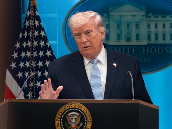 Véget vetnének Donald Trump akcióinak, lezárnák az iráni háborút az Egyesült Államokban