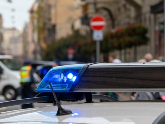 Mindkét karját eltörték a rendőrök, évekkel később született ítélet az idős nő ügyében