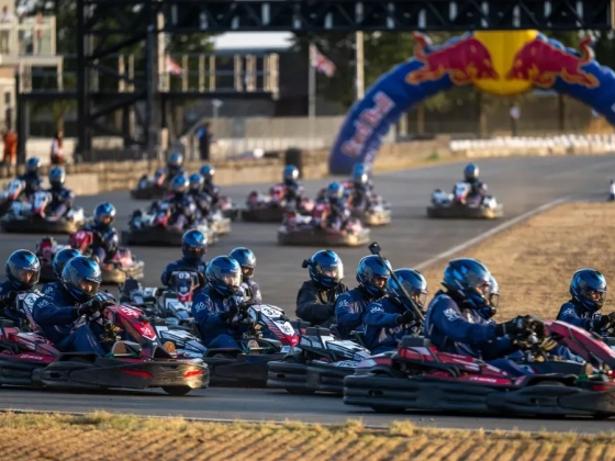 Verstappen könnyedén győzte le száz gokartos ellenfelét