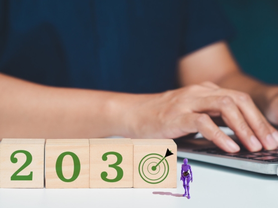 Így nézhet ki egy munkanap 2030-ban – Fellapoztuk az AI is Now bookazine-t