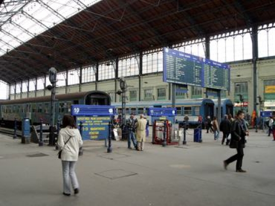 Felújítja MÁV az egyik fő vasútvonalat, de nemhogy csökkent, még nőtt is a menetidő