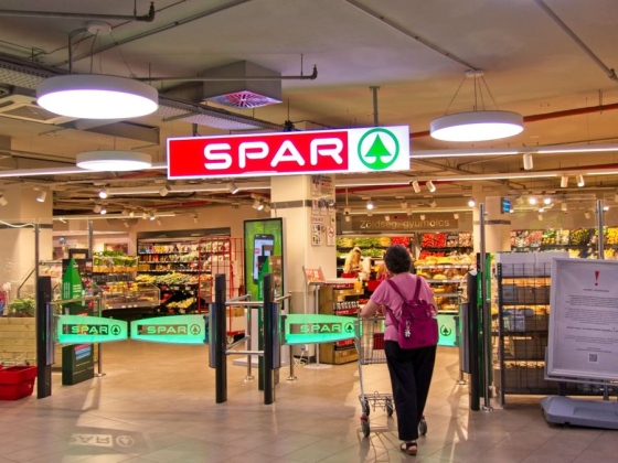 Lejárt a sajt és a hús a SPAR-üzletben: komoly szabálytalanságokat találtak