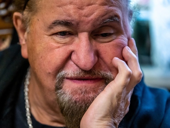 Meghalt Deák Bill Gyula