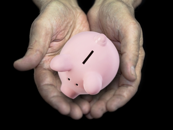 Megmarad a 13. és 14. havi nyugdíj?