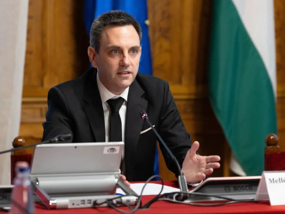 Melléthei-Barna Márton szerint rá hivatkozva pénzt csaltak ki emberektől