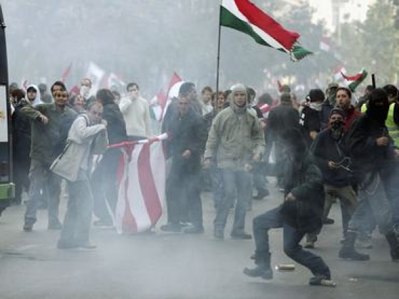 Drágább párizsi, kenyér, sör és cigaretta, de több fizetés és nyugdíj – Így változott meg a jövedelmi helyzetünk az őszödi beszéd óta