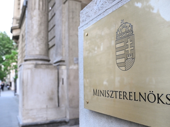 Feljelentést tett a Miniszterelnökség költségvetési csalás és hűtlen kezelés gyanúja miatt