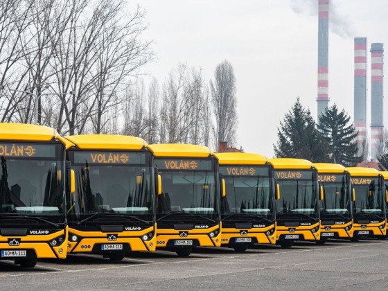 Fordulat a Volánbusz-ügyben: letartóztatták a magyar milliárdost – súlyos bűncselekményekkel gyanúsítanak két embert