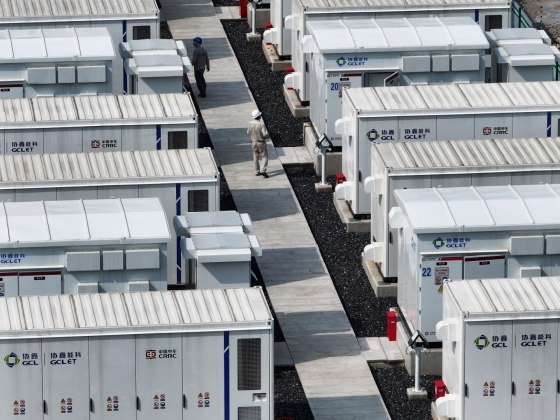 Ismerős forgatókönyv a szomszédban: kifogyhat a szufla az energiatárolós boomból