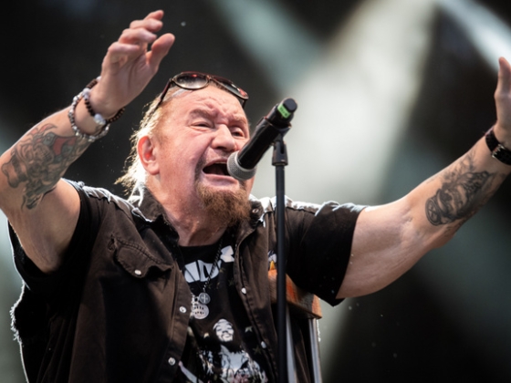 Megszólalt az orvos, Deák Bill Gyula egy egyszerű rutinműtét után halt meg