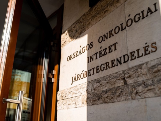 „Ha valaki transzparens, nincs mit takargatnia” – megszólalt a botrányokról az Országos Onkológiai Intézet főigazgatója