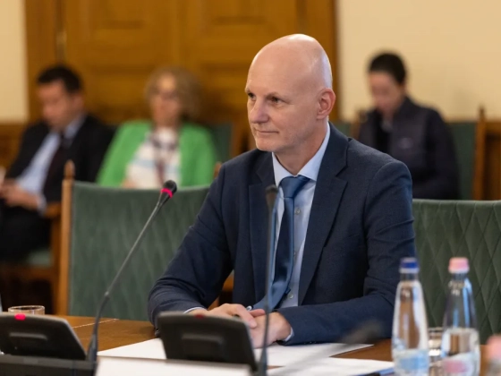 Tanács Zoltán szerint sok döntésnél csak az vezérelte az előző kormányt, hogy hol lehet minél több pénzt kiszedni a rendszerből