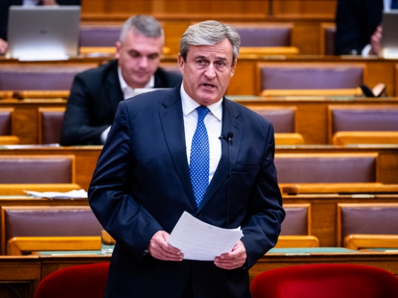 Kapitány István bejelentette, mikor válhat le Magyarország az orosz gázról