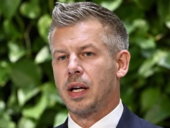 Magyar Péter bejelentette: véget vetnek a 35 éves autópálya-koncessziónak