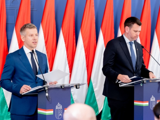 Magyar Péter bejelentette: kizárnák a sportszervezetek éléről Kubatov Gábort és Szijjártó Pétert is - Kormányzati sajtótájékoztató a miniszterelnökkel és Vitézy Dáviddal