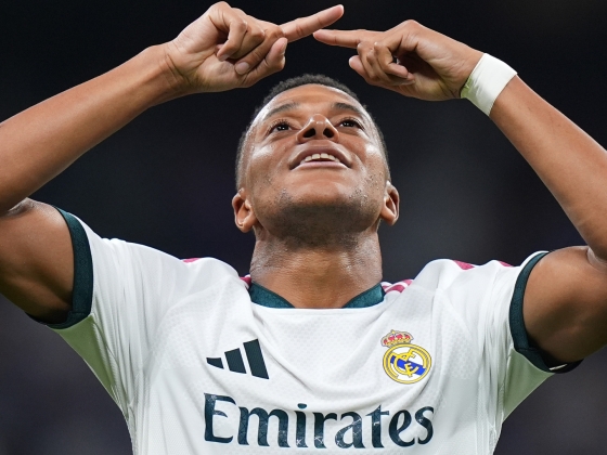 Nagy csapás a Nike-nak, Mbappé átigazolt a nagy riválishoz